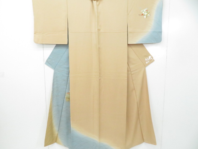 リサイクル　訪問着　金糸刺繍　金彩　色紙に橘菊楓と秋草文　着物